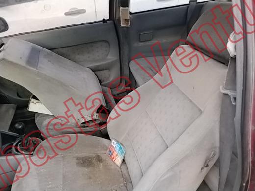 VOLKSWAGEN POINTER 2001, foto 16 de 19