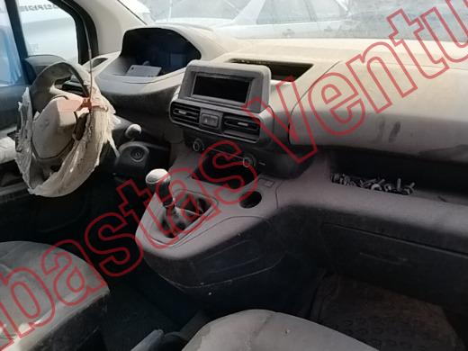 PEUGEOT PARTNER 2020, foto 14 de 19