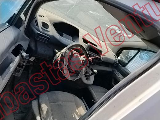 PEUGEOT PARTNER 2020, foto 17 de 19