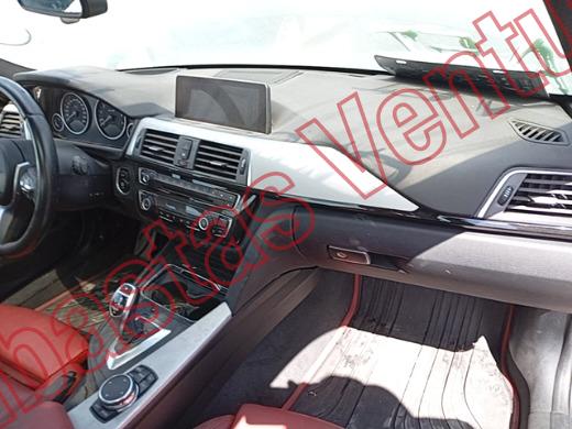 BMW 330I 2016, foto 14 de 19