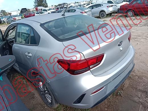 KIA RIO 2021, foto 7 de 19