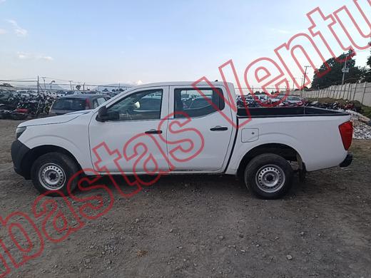 NISSAN NP 300 2019, foto 8 de 19