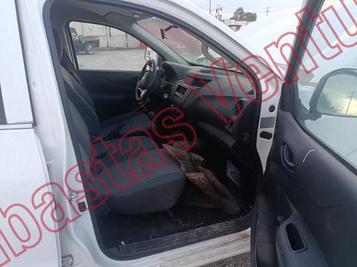 NISSAN NP 300 2019, foto 12 de 19