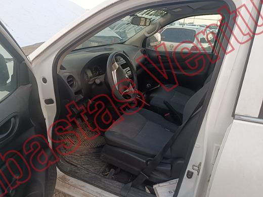 NISSAN NP 300 2019, foto 17 de 19