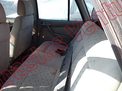 VOLKSWAGEN POINTER 2003, foto 16 de 19