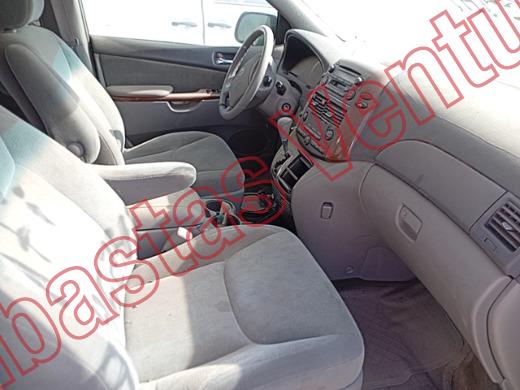 TOYOTA SIENNA 2005, foto 12 de 19