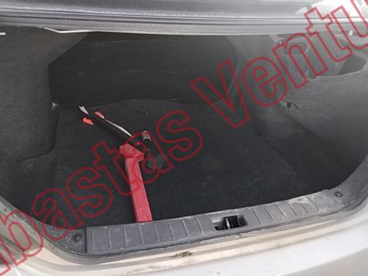 NISSAN VERSA 2019, foto 15 de 19
