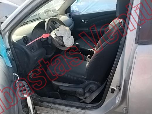 NISSAN VERSA 2019, foto 17 de 19