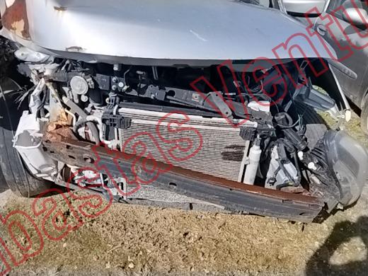 NISSAN VERSA 2019, foto 18 de 19