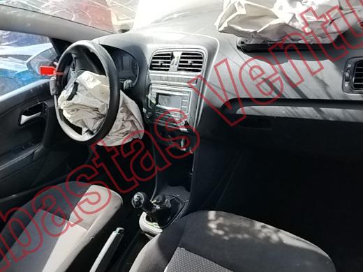 VOLKSWAGEN VENTO 2018, foto 14 de 19