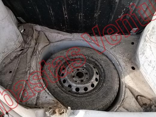 VOLKSWAGEN POINTER 2004, foto 15 de 19