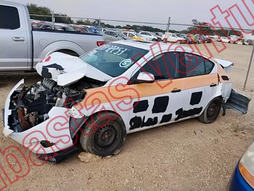 NISSAN VERSA 2018, foto 8 de 19