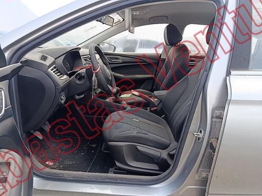 MG MG5 2022, foto 17 de 19