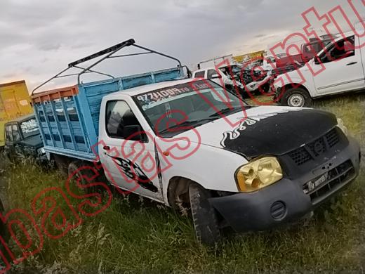 NISSAN NP 300 2010, foto 4 de 19