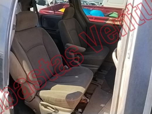 CHRYSLER TOWN AND COUNTRY 2002, foto 13 de 19