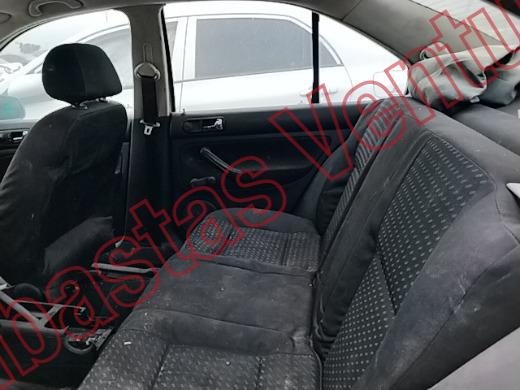 VOLKSWAGEN JETTA CLASICO 2003, foto 16 de 19
