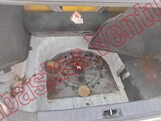NISSAN VERSA 2022, foto 15 de 19