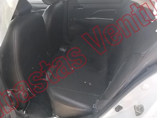 NISSAN VERSA 2022, foto 16 de 19