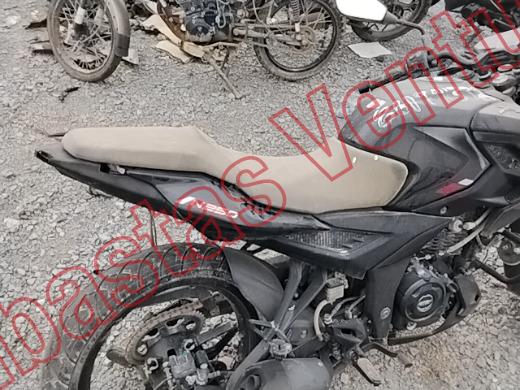 BAJAJ PULSAR 2024, foto 13 de 19