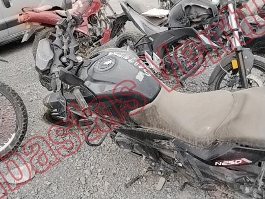BAJAJ PULSAR 2024, foto 17 de 19