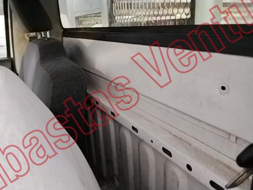 NISSAN NP 300 2016, foto 16 de 19