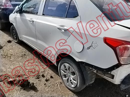 HYUNDAI GRAND I10 2016, foto 8 de 19