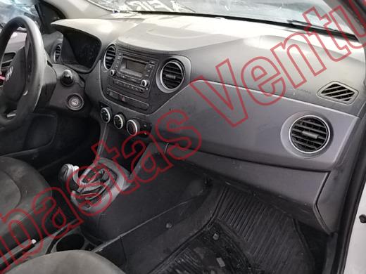 HYUNDAI GRAND I10 2016, foto 14 de 19