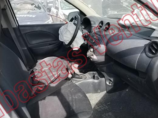 NISSAN MARCH 2018, foto 12 de 19