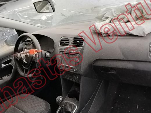 VOLKSWAGEN VENTO 2021, foto 14 de 19