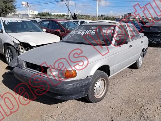 NISSAN TSURU 2000, foto 1 de 19