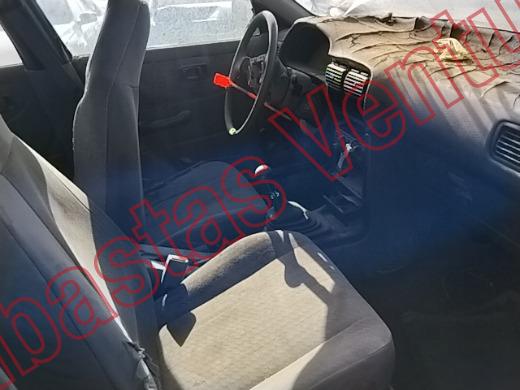 NISSAN TSURU 2000, foto 12 de 19