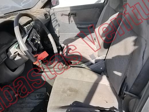 NISSAN TSURU 2000, foto 17 de 19