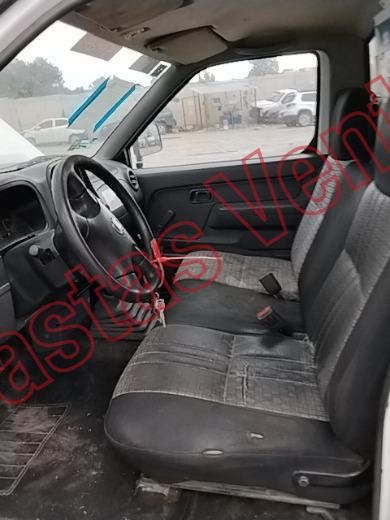 NISSAN NP 300 2015, foto 17 de 19