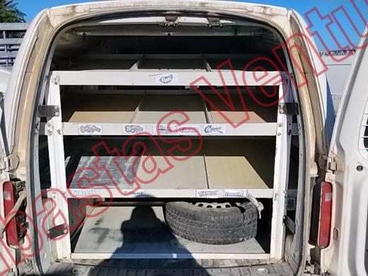 VOLKSWAGEN CADDY 2020, foto 15 de 19