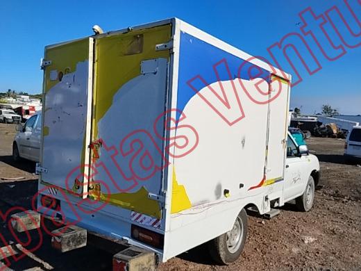 NISSAN NP 300 2014, foto 5 de 19