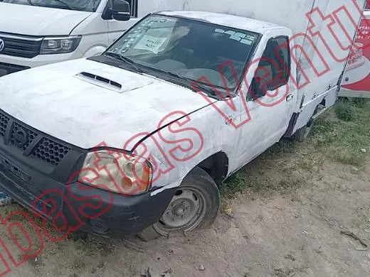 NISSAN NP 300 2012, foto 1 de 19