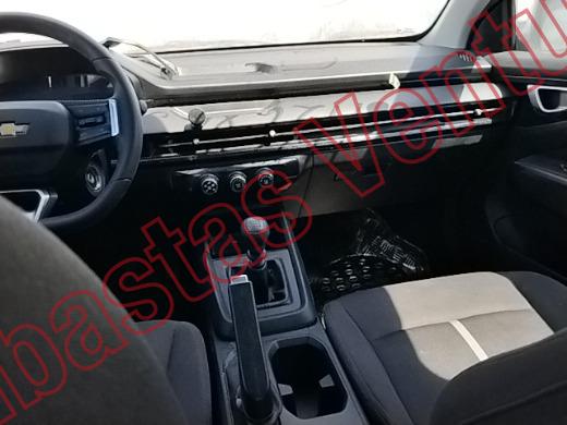 CHEVROLET AVEO 2025, foto 14 de 19