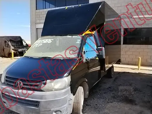 VOLKSWAGEN TRANSPORTER 2013, foto 1 de 19