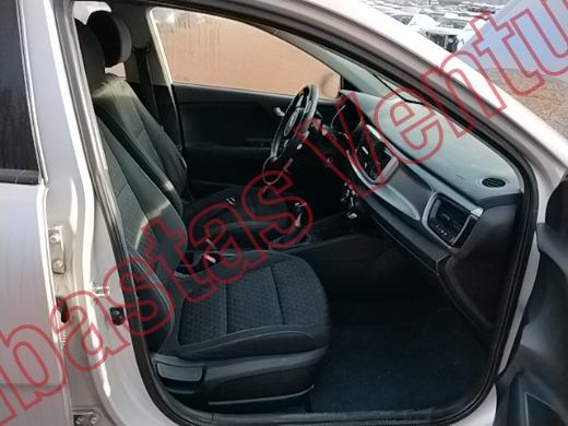 KIA NEW KIA RIO 2019, foto 12 de 19