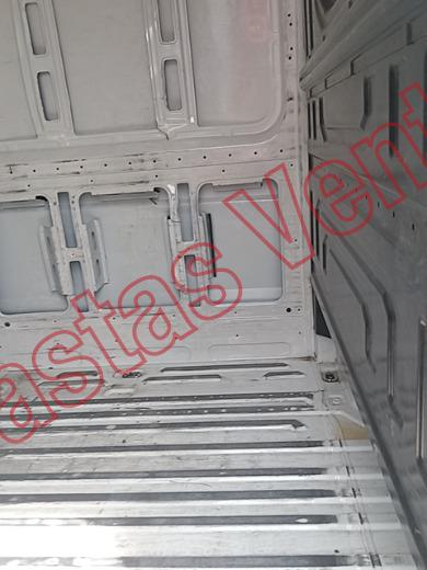 VOLKSWAGEN CRAFTER 2022, foto 13 de 19
