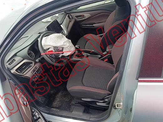 SUZUKI FRONX 2025, foto 17 de 19