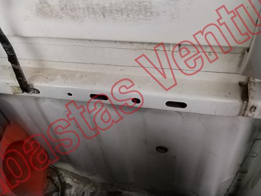 NISSAN NP 300 2018, foto 16 de 19