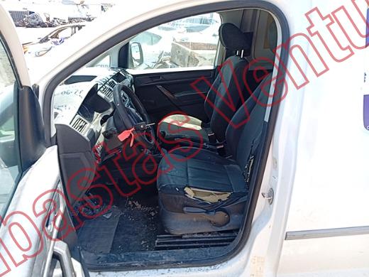 VOLKSWAGEN CADDY 2020, foto 17 de 19