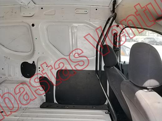 RENAULT KANGOO 2022, foto 13 de 19