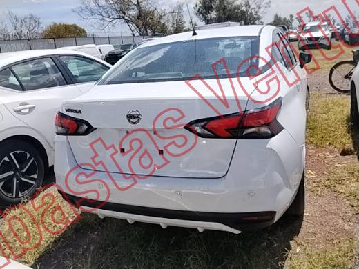 NISSAN VERSA 2022, foto 6 de 19