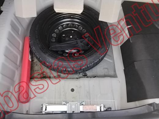 NISSAN VERSA 2022, foto 15 de 19