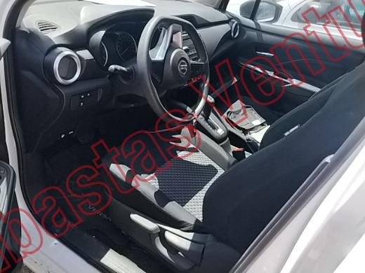 NISSAN VERSA 2022, foto 16 de 19