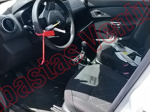 RENAULT KWID 2021, foto 17 de 19