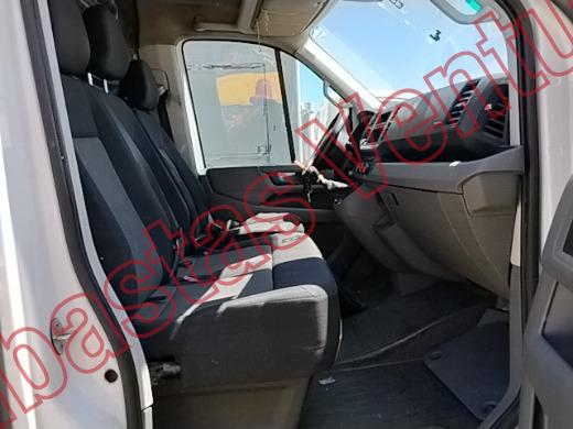 VOLKSWAGEN CRAFTER 2022, foto 12 de 19