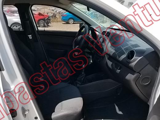 RENAULT KWID 2021, foto 12 de 19
